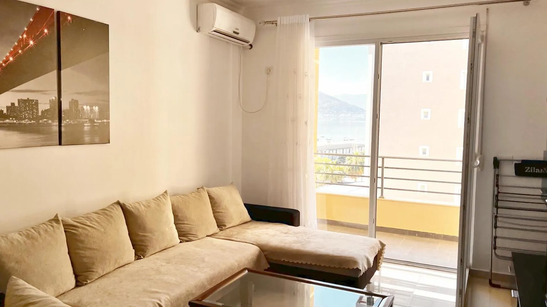 Beachside Bliss Apartment Vlorë 0*,  Albanie