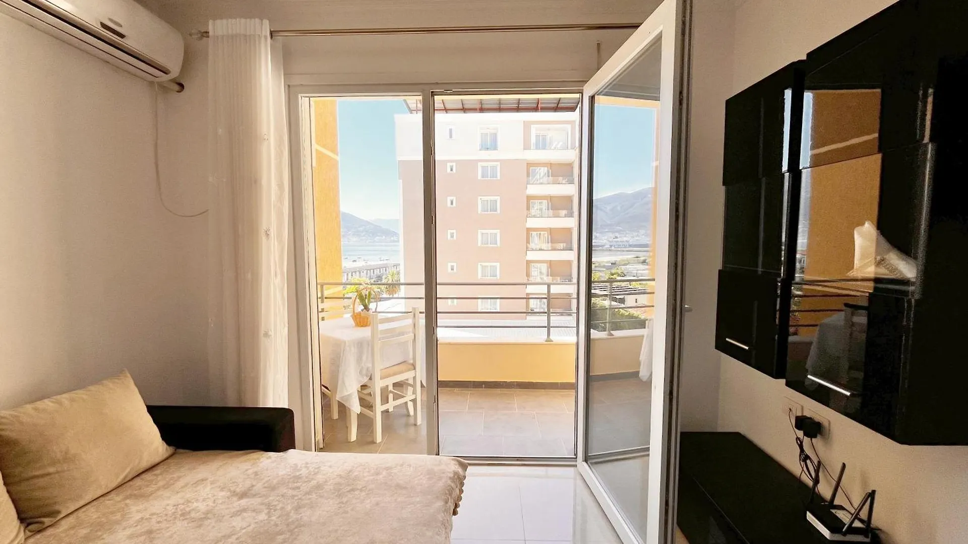 Beachside Bliss Apartment Vlorë 0*,